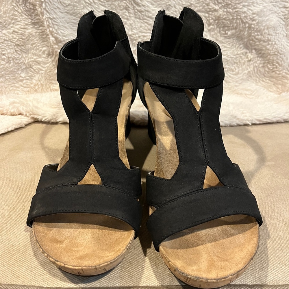 Black Women's wedge sandals